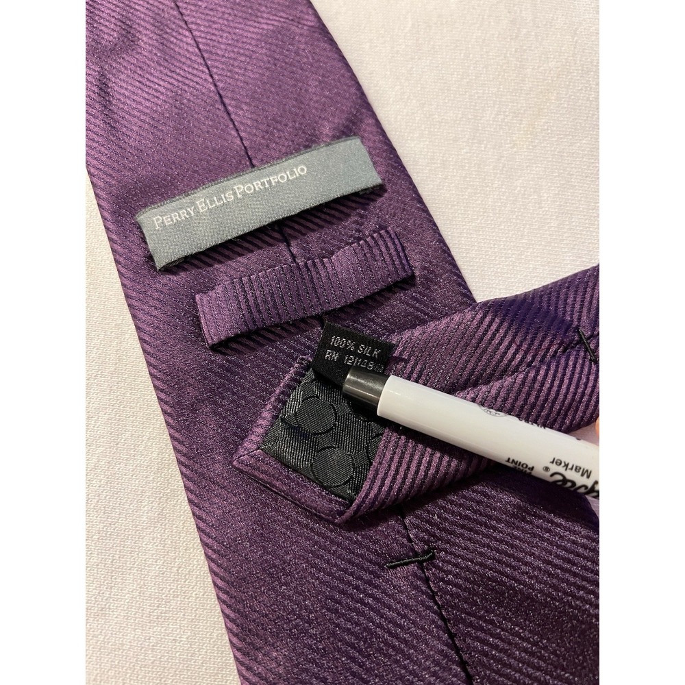 Perry Ellis Portfolio Purple Violet Monochrome Stripes Woven Silk Tie Necktie